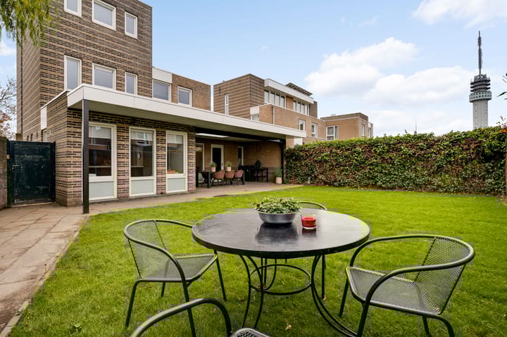 Photo 2 of Berlagelaan 2