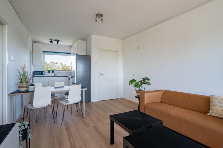 Photo 3 of Van Heuven Goedhartlaan 502