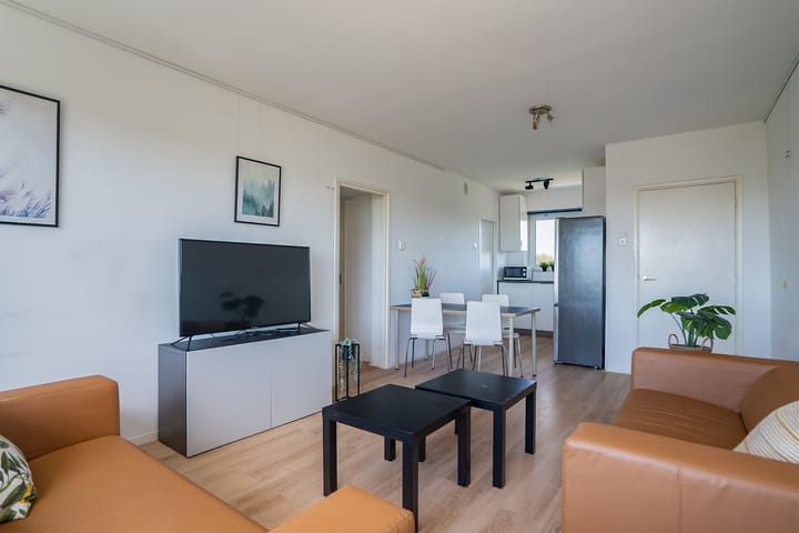 Photo 4 of Van Heuven Goedhartlaan 502