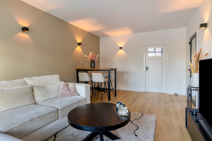 Photo 8 of Middenwetering 246