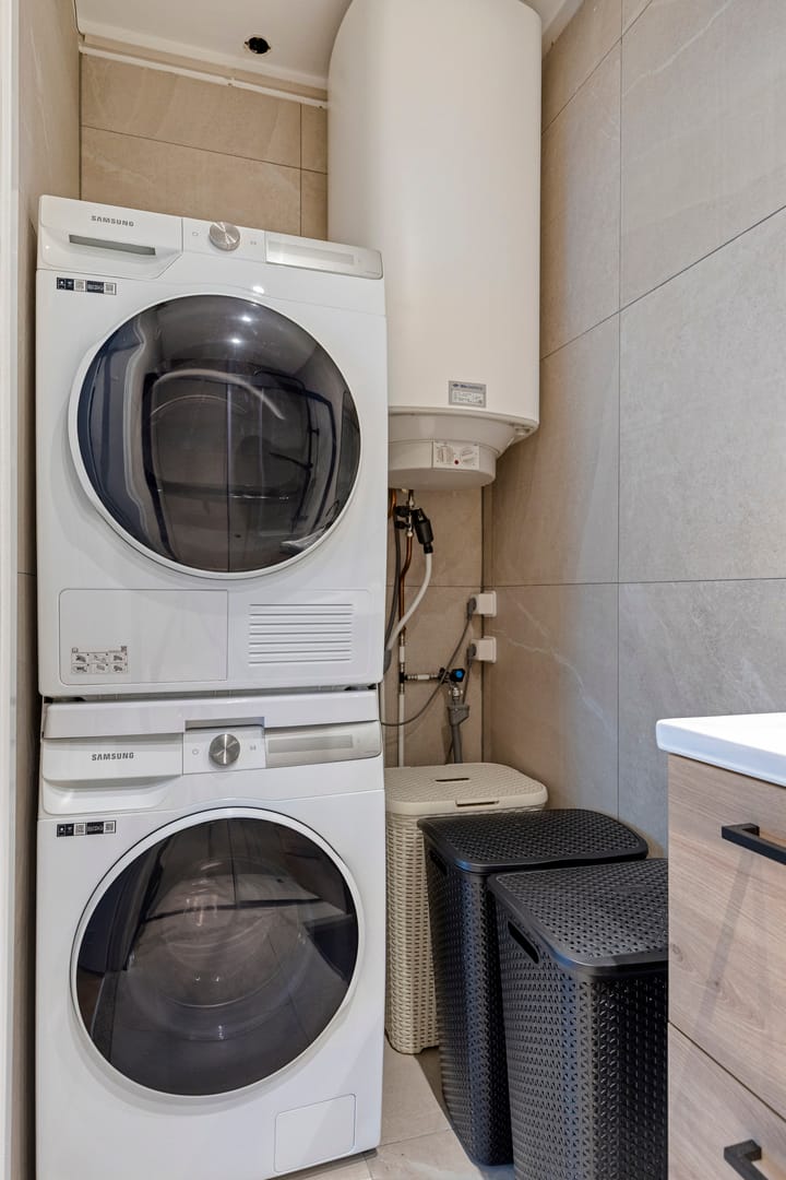 Photo 21 of Middenwetering 246