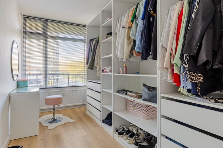 Photo 22 of Middenwetering 246