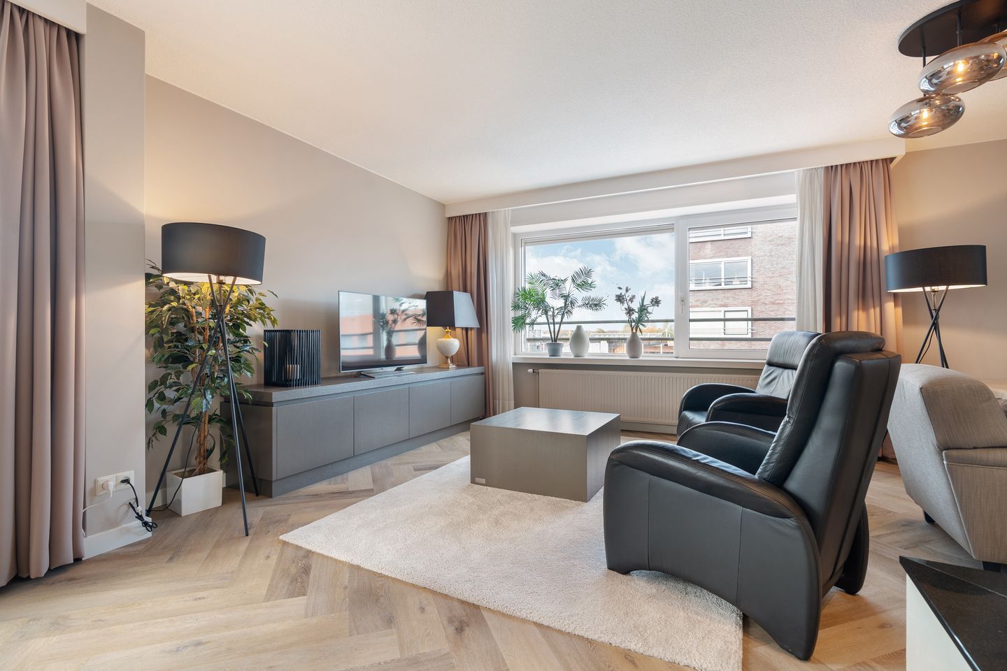 Foto 10 van Stadsplein 47