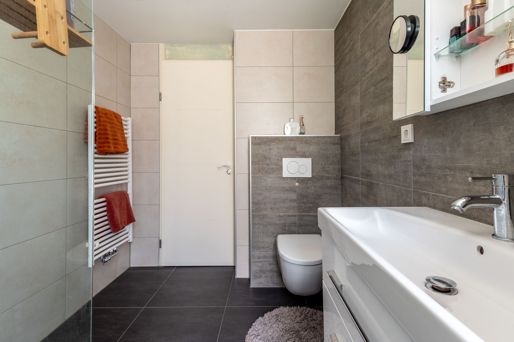 Foto 18 van Simon van Collemstraat 172