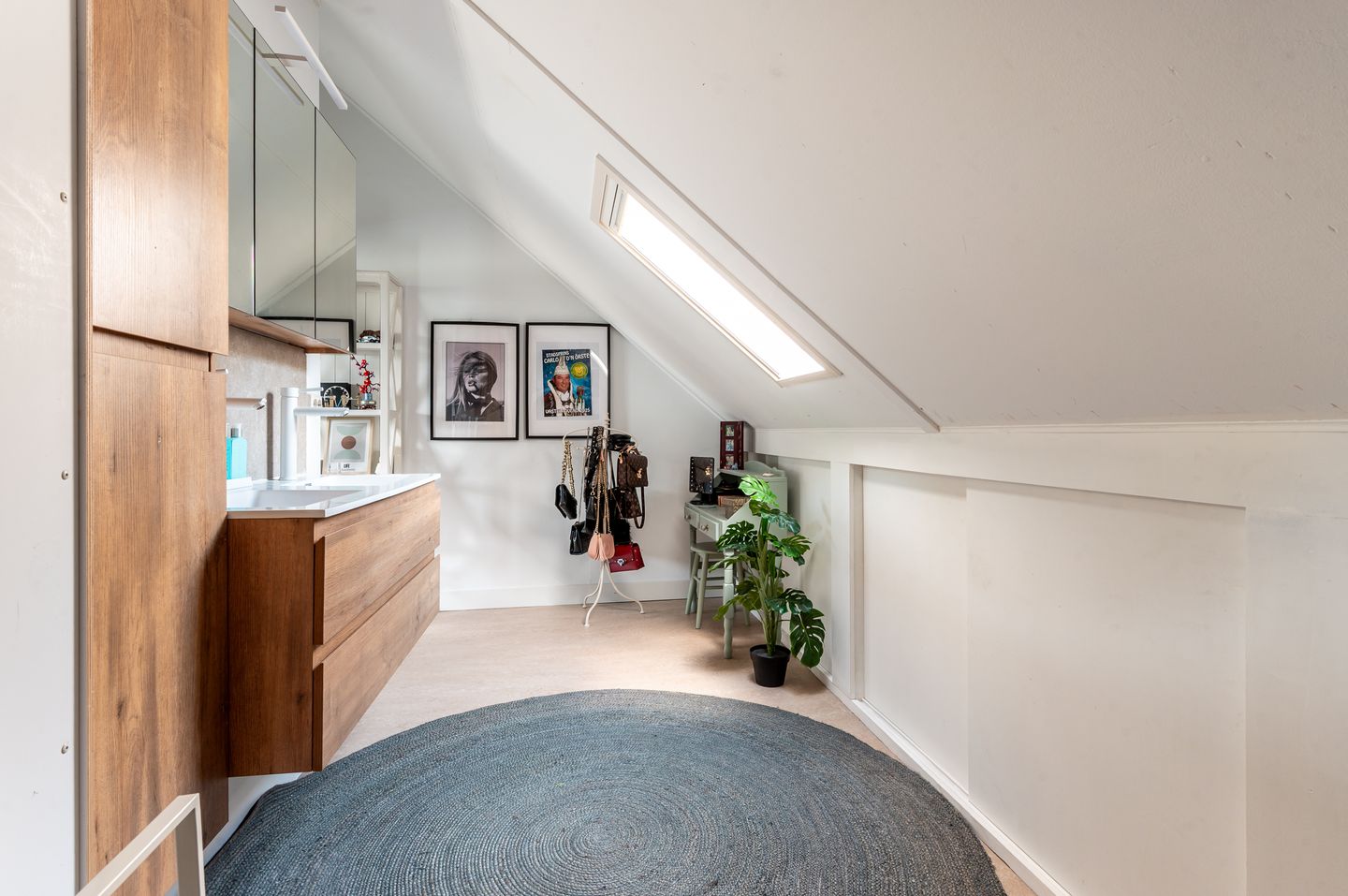 Foto 19 van Simon van Collemstraat 172