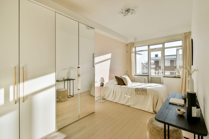 Photo 17 of Zomerdijkstraat 4-2