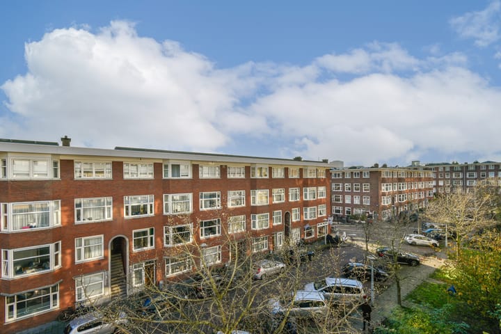 Photo 16 of Zomerdijkstraat 4-2