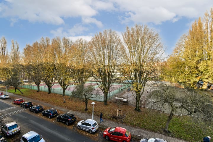 Photo 24 of Zomerdijkstraat 4-2