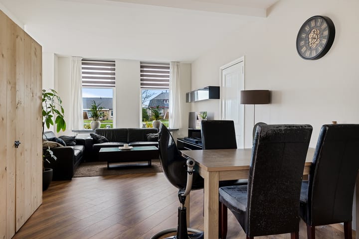 Photo 5 of Hoofdweg 76