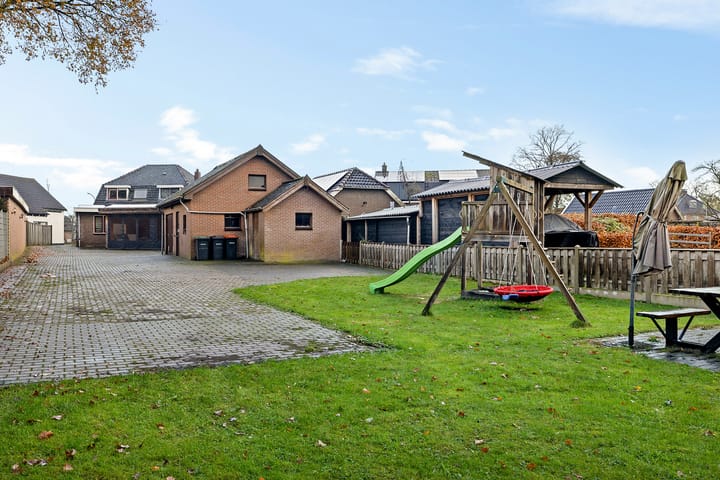 Photo 32 of Hoofdweg 76