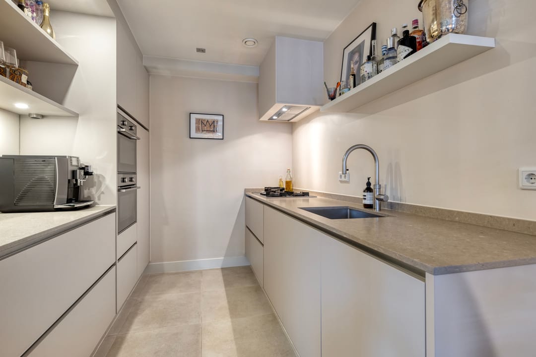 Photo 11 of Lindeplein 30