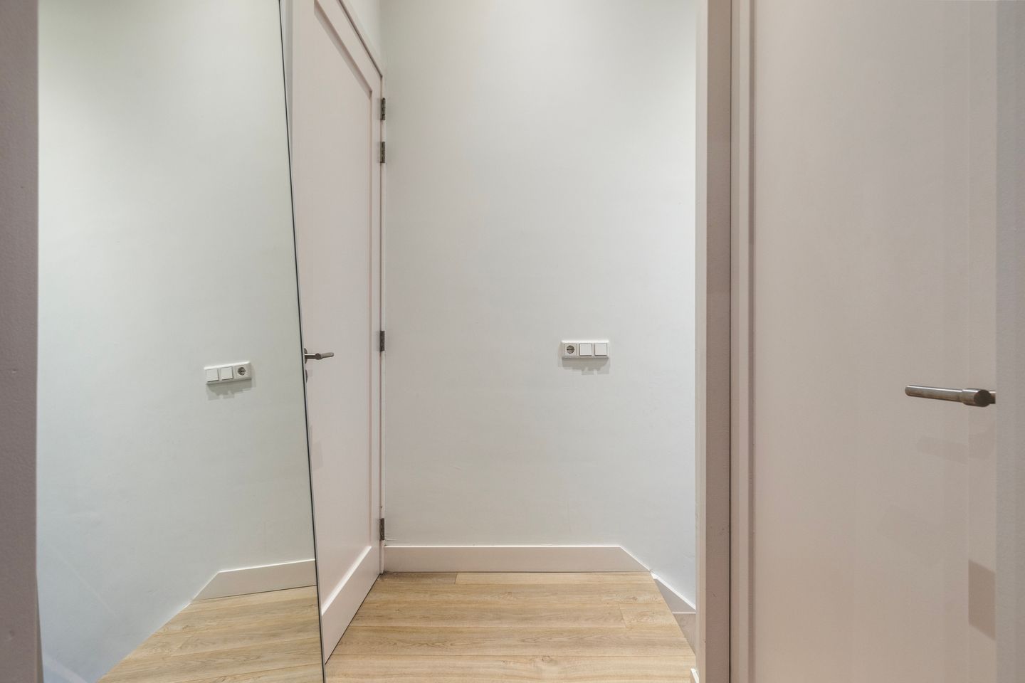 Photo 14 of Lindeplein 30