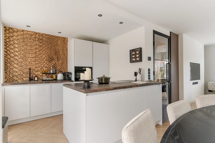 Foto 3 van van Egmondplein 15