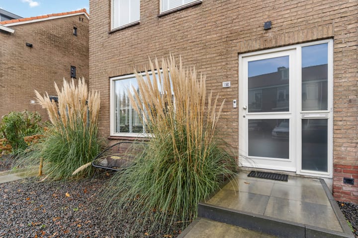 Foto 5 van van Egmondplein 15