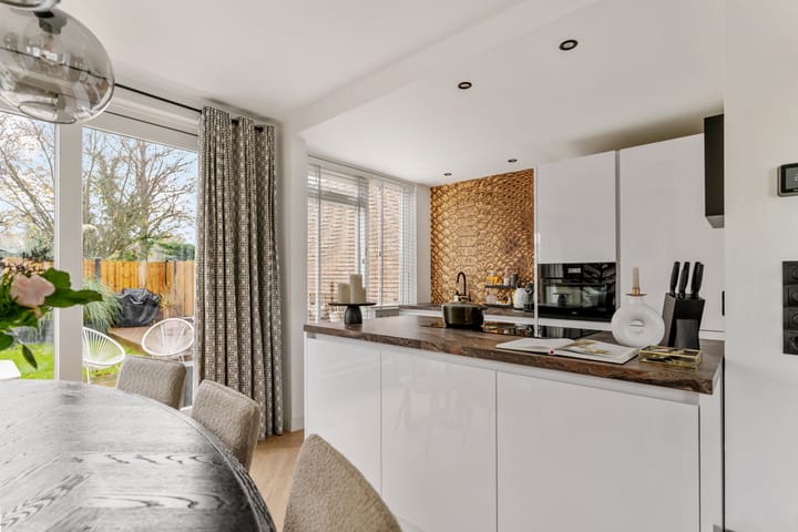 Foto 13 van van Egmondplein 15