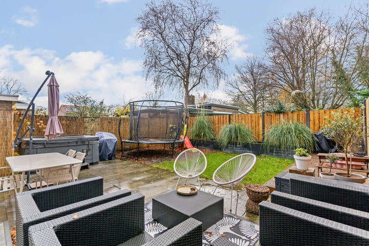 Foto 16 van van Egmondplein 15