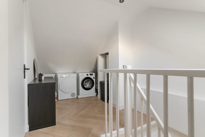 Foto 27 van van Egmondplein 15