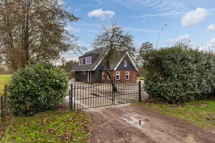 Photo 2 of Lange Reed 2-A