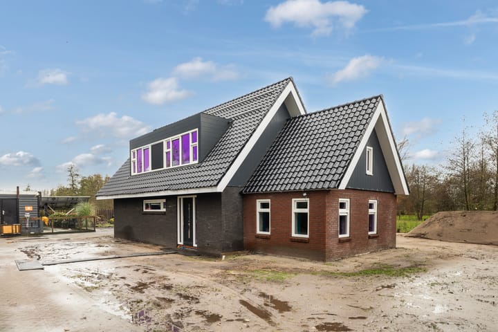 Photo 4 of Lange Reed 2-A