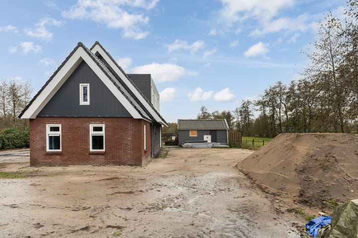 Photo 5 of Lange Reed 2-A