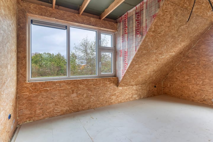 Photo 34 of Lange Reed 2-A