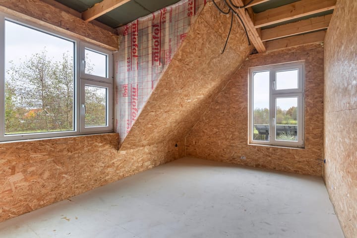 Photo 35 of Lange Reed 2-A