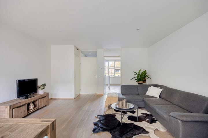 Photo 14 of Walstro 56