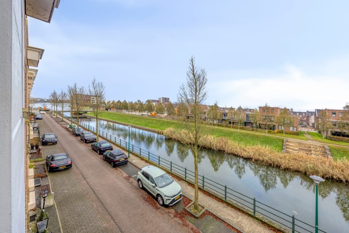 Photo 28 of Walstro 56