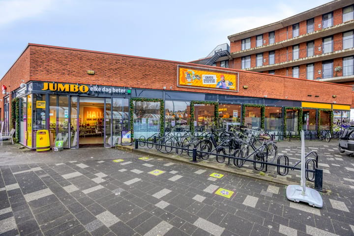 Photo 39 of Walstro 56