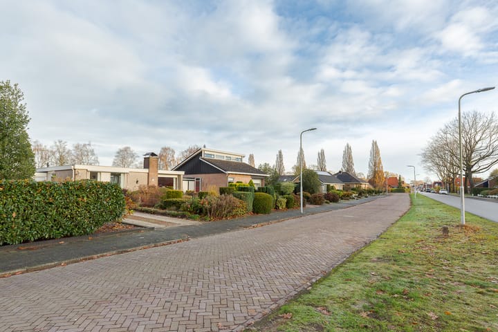 Photo 2 of Hoofdstraat West 102