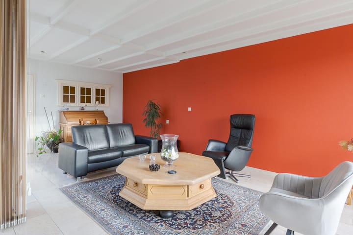 Photo 14 of Hoofdstraat West 102