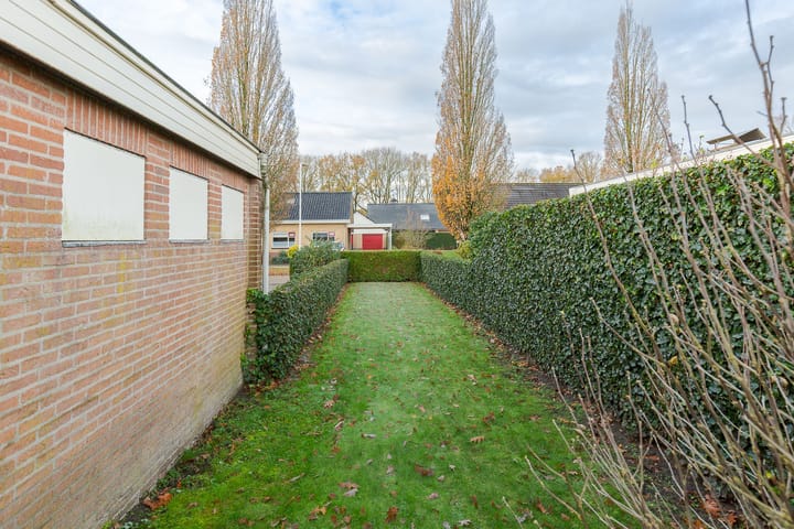 Photo 29 of Hoofdstraat West 102