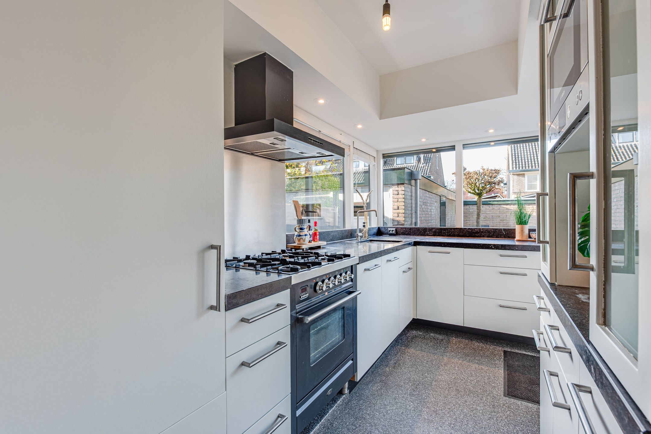 Foto 6 van Van Beuningenstraat 22