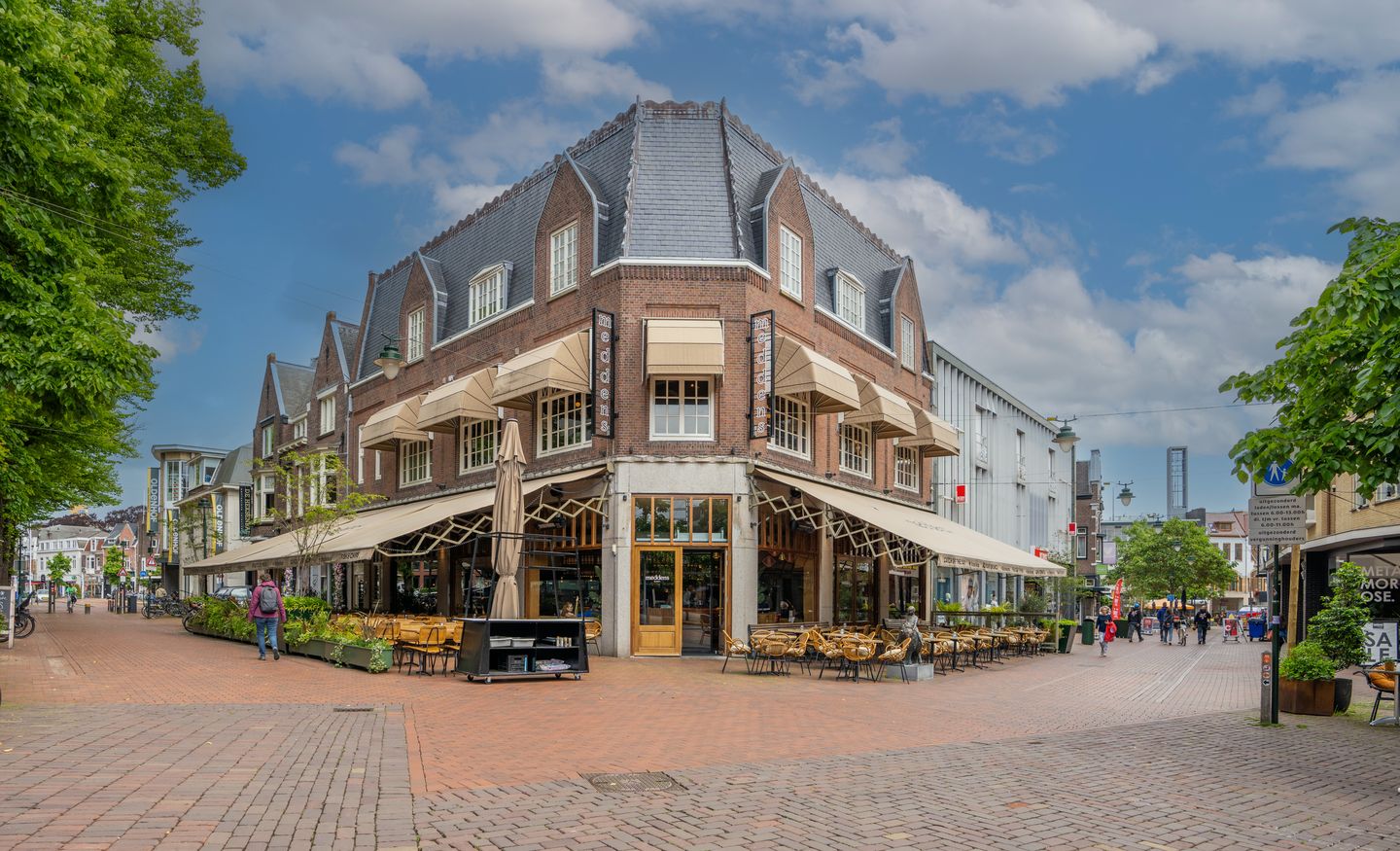 Foto 44 van Van Beuningenstraat 22