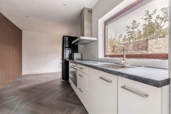 Photo 3 of Violenstraat 44