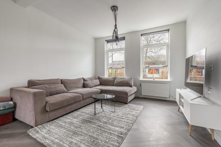 Photo 5 of Violenstraat 44