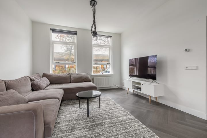 Photo 6 of Violenstraat 44