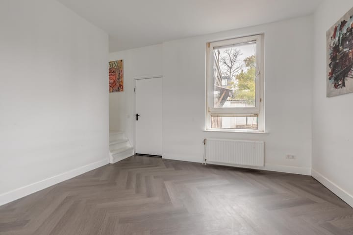 Photo 8 of Violenstraat 44