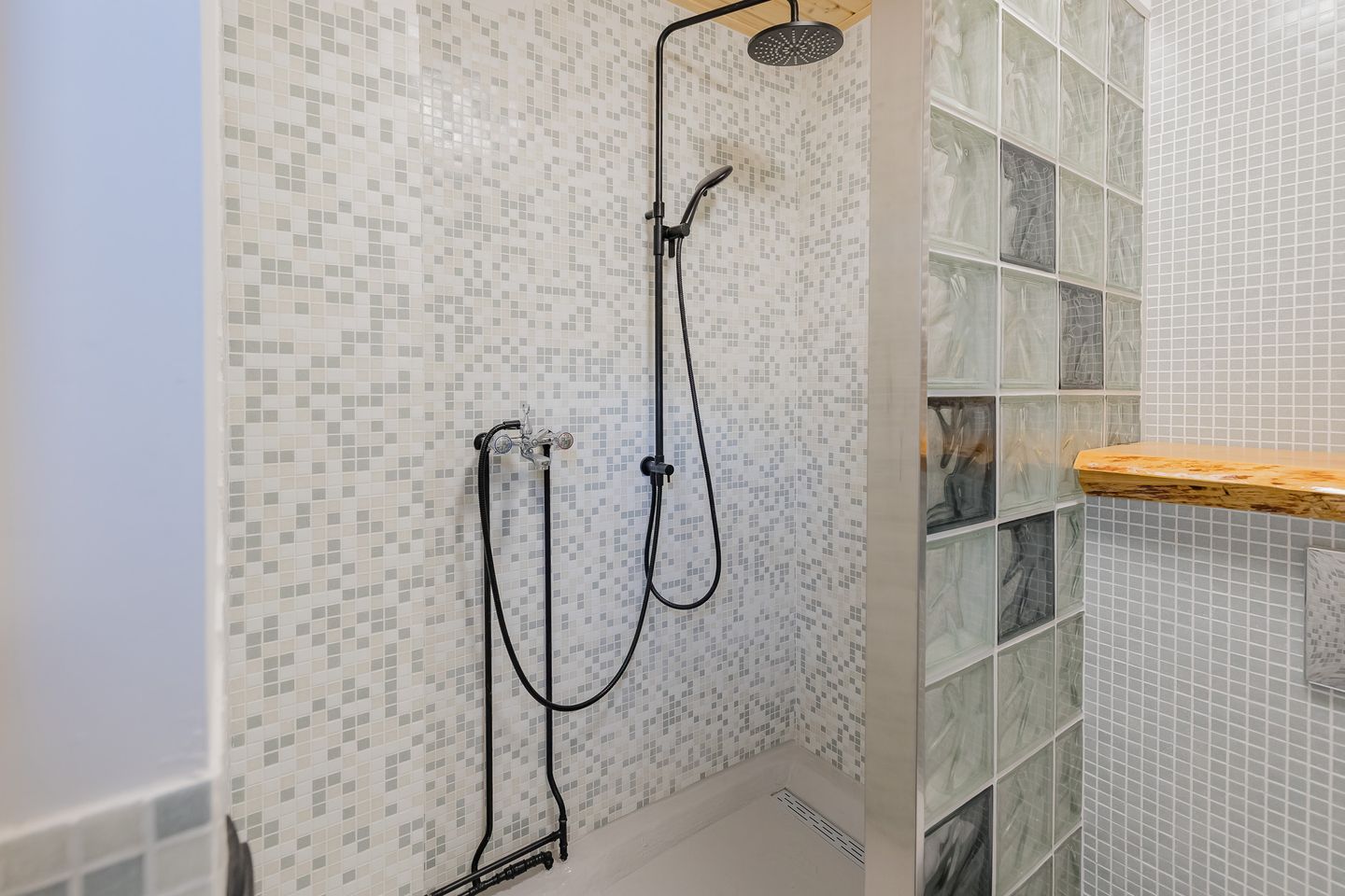 Bekijk foto 4 van Warmenhovenstraat 3