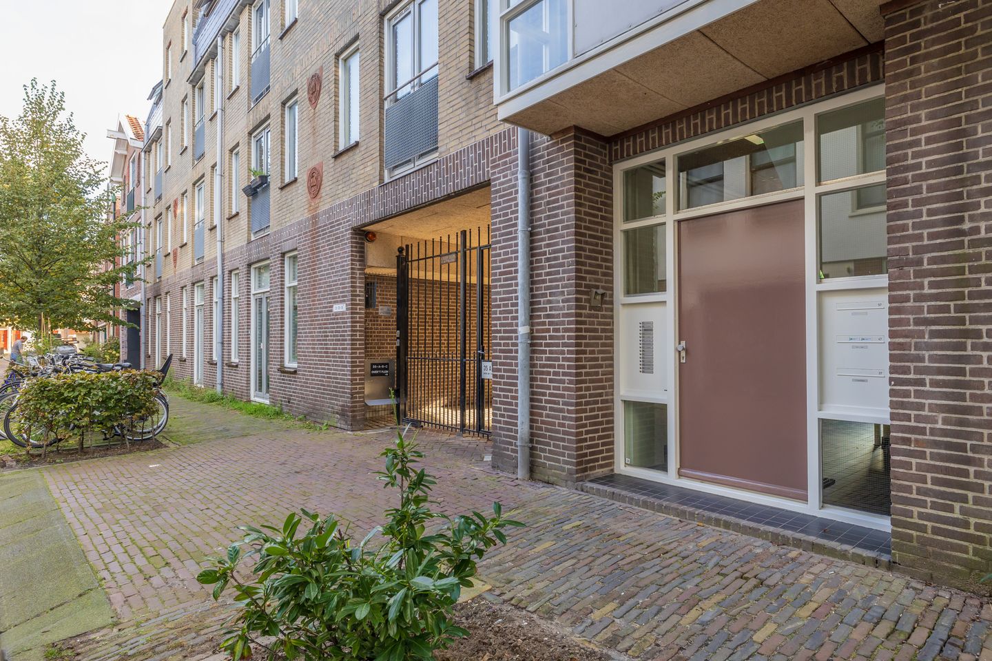 Foto 10 van Lange Margarethastraat 43