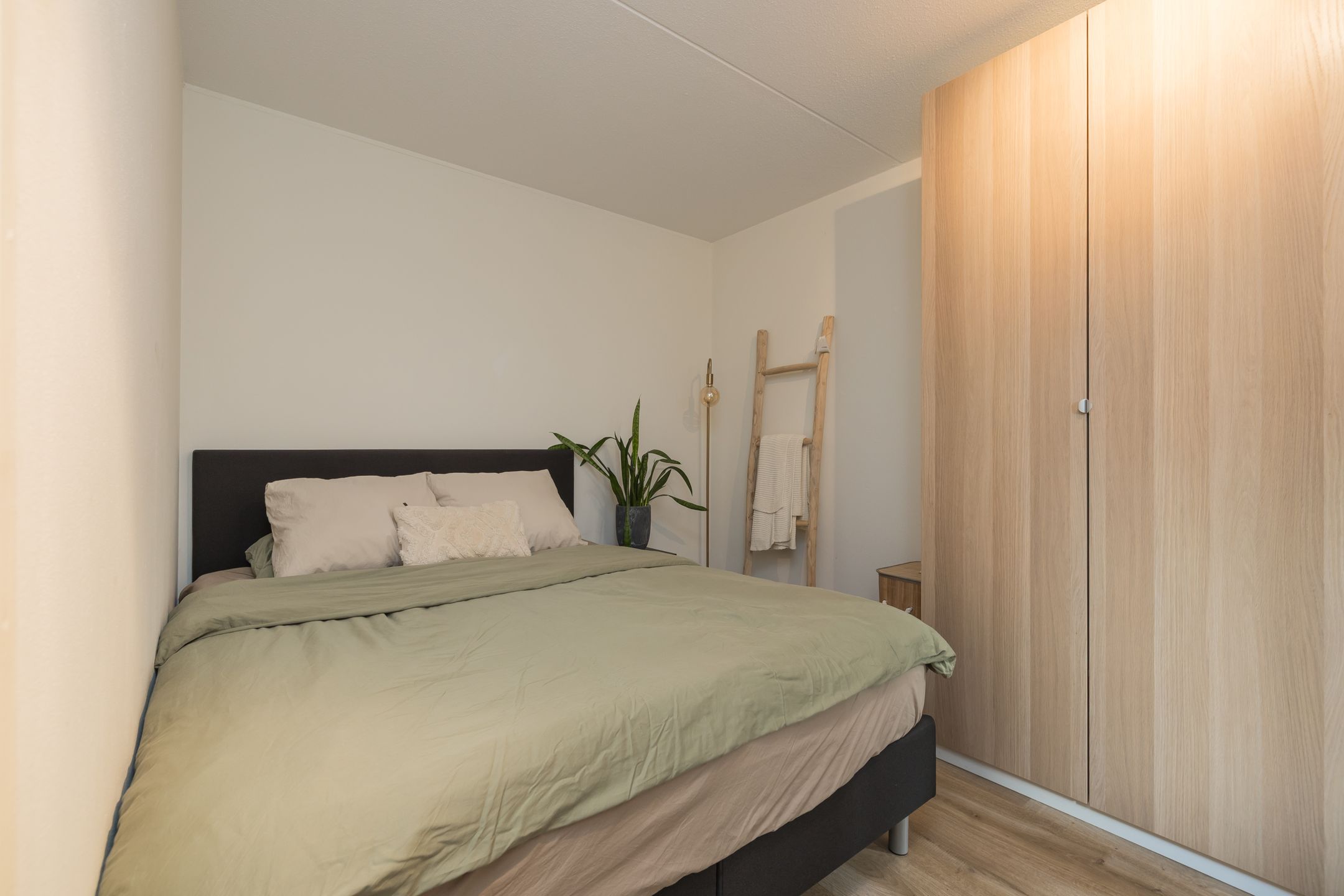 Foto 3 van Lange Margarethastraat 43