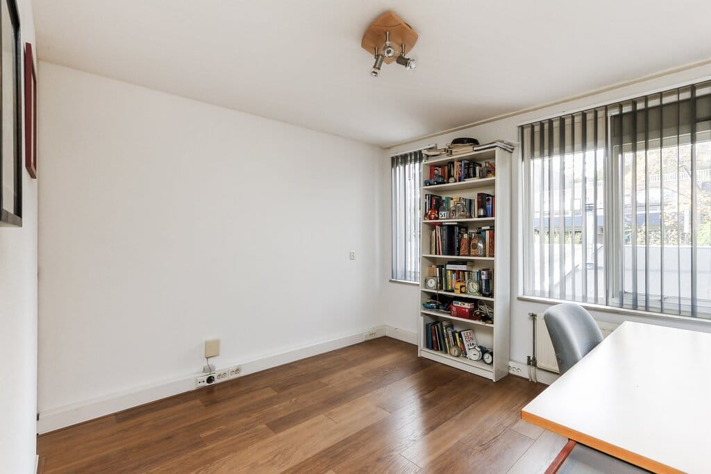 Foto 22 van Luchtenburg 124