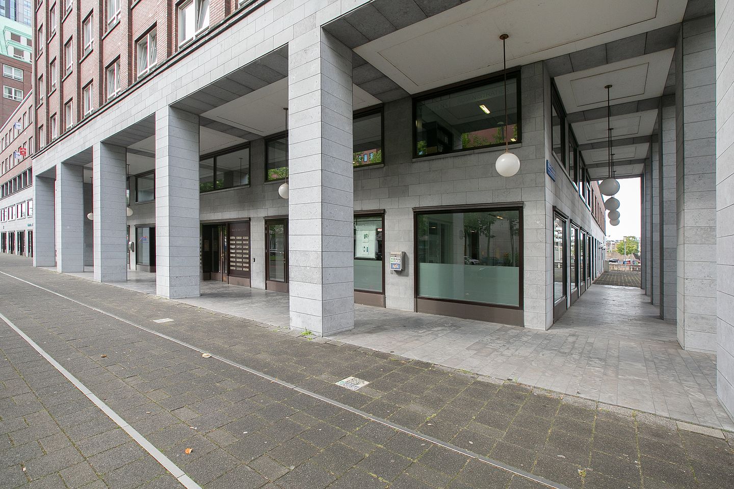 Bekijk foto 2 van Laan op Zuid 196