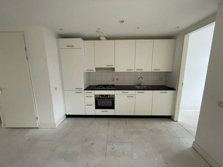 Photo 4 of Wilhelminastraat 80-E