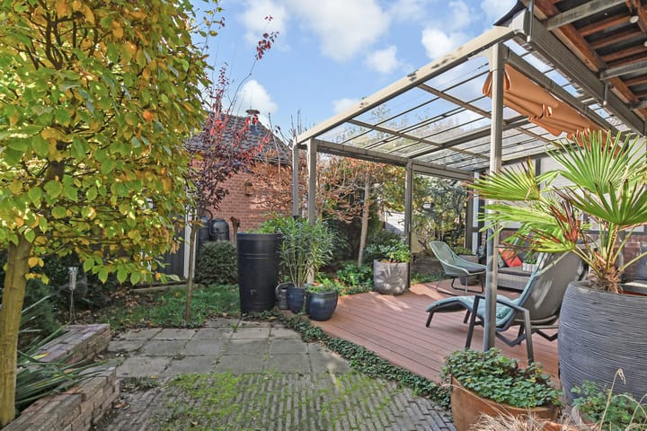 Foto 17 van Mosterdakker 7