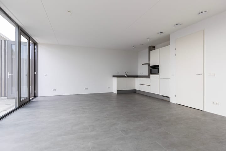 Photo 3 of Stationsplein 57