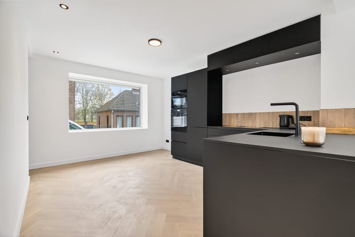 Photo 7 of Sint Barbarastraat 118