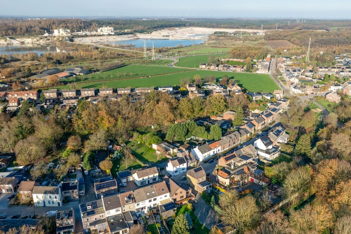 Photo 22 of Sint Barbarastraat 118