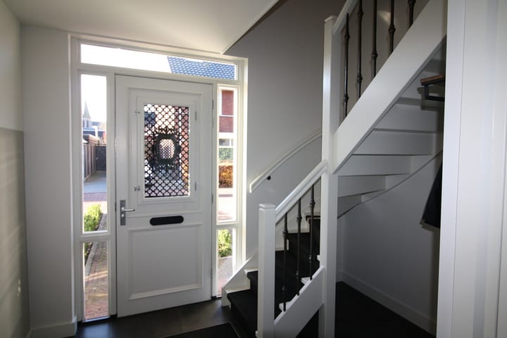 Photo 17 of Oosteinde 55-B