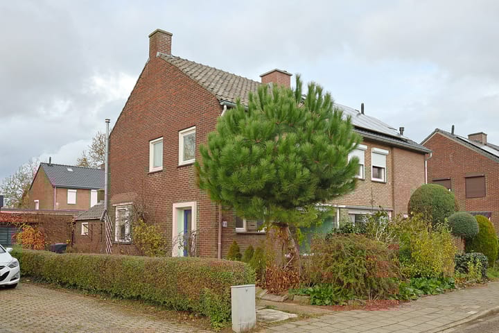 Photo 5 of Jan Steenstraat 18